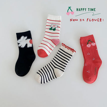 Wholesale 4 Pairs of Kids Fall Socks Cartoon Cotton Cute Mid-calf Socks