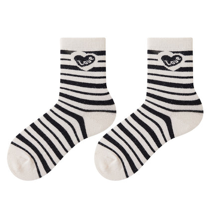 Wholesale Women's Winter Warm Rhombus Love Embroidery Mid-calf Wool Striped Socks