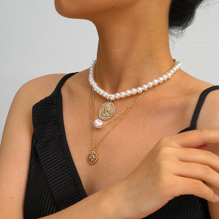 Collar de perlas multicapa simple de moda de aleación de moda al por mayor