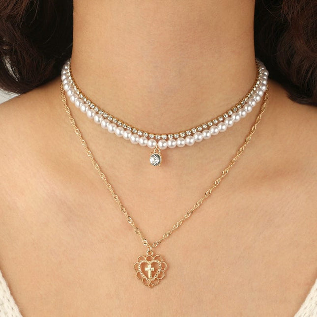 Faux-Süßwasserperlen-Kreuz-Liebes-Schlüsselbein-Halskette für Frauen