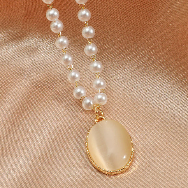 Wholesale Geometric Pearl Oval Necklace Trendy Cropped