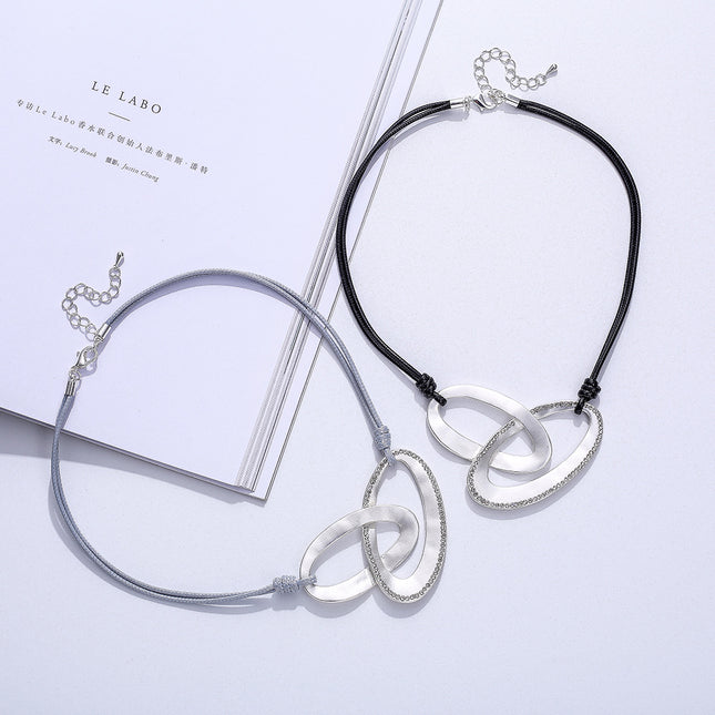 Wholesale Women's Geometric Rhinestone Rope Alloy Choker Double Ring Necklace