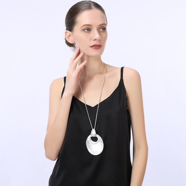 Wholesale Women's Fashion Simple Personality Advanced Necklace