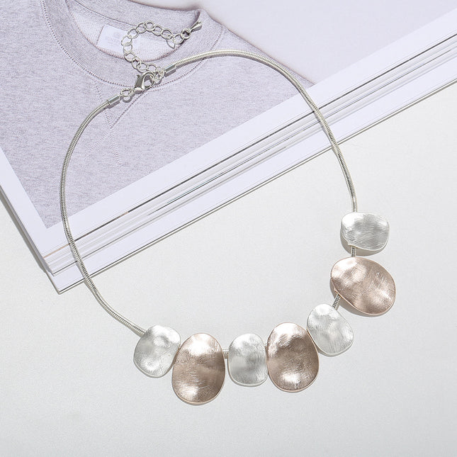 Wholesale Women's Geometric Disc Clavicle Chain Choker Necklace