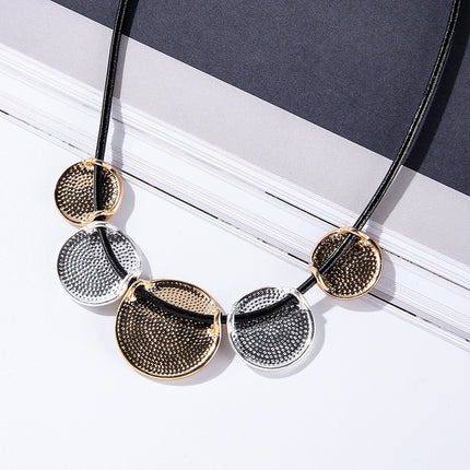 Wholesale Women's Round Metal Contrasting Brushed Handmade Necklace