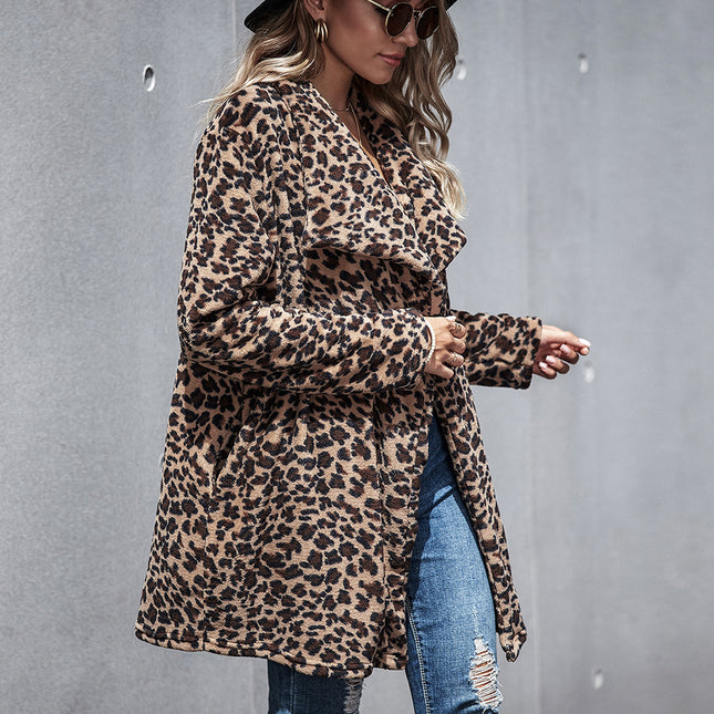 Abrigo de longitud media con estampado de leopardo de piel sintética para mujer