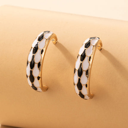 Drop Oil French Oil Black and White Grid Color Matching Earrings