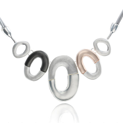 Collar exagerado simple de moda de metal geométrico ovalado