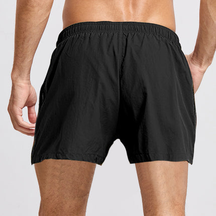 Lässige Strandshorts für Herren im Sommersporturlaub