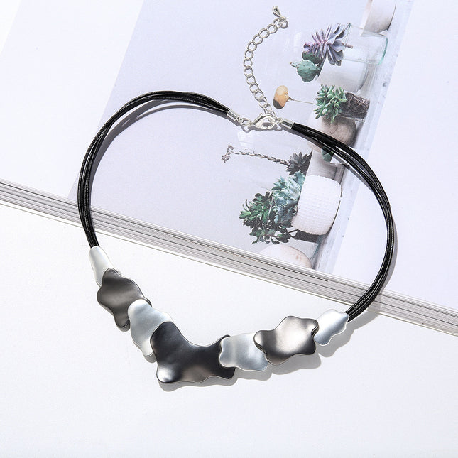 Unregelmäßige geometrische Metall-Mode-einfache Halskette