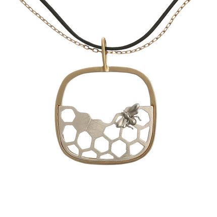 Wholesale Womens Fashion Simple Fun Pendant Geometric Metal Necklace
