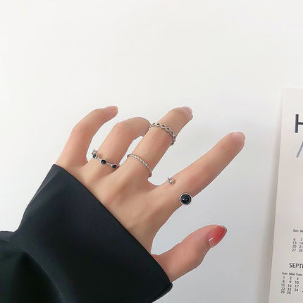 Anillo de dedo índice geométrico hueco abierto de moda