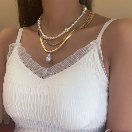Metal Flat Snake Bone Chain Pearl Clavicle Necklace