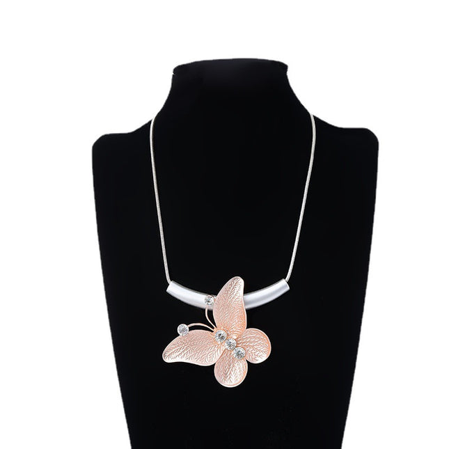 Wholesale Women's Women's Geometric Butterfly Clavicle Short Snake Chain