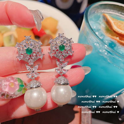 Pendientes de Perlas Copo de Nieve Pendientes de Perlas de Zirconia Espinela Chapados en Oro de 18K